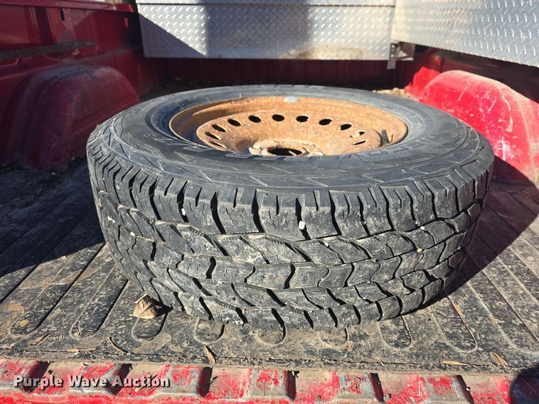 image for item DQ5306 2006 Chevrolet Silverado 1500 pickup truck