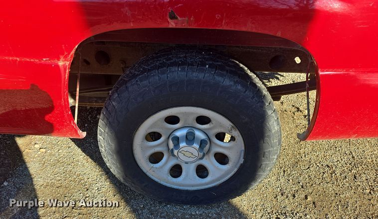 image for item DQ5306 2006 Chevrolet Silverado 1500 pickup truck