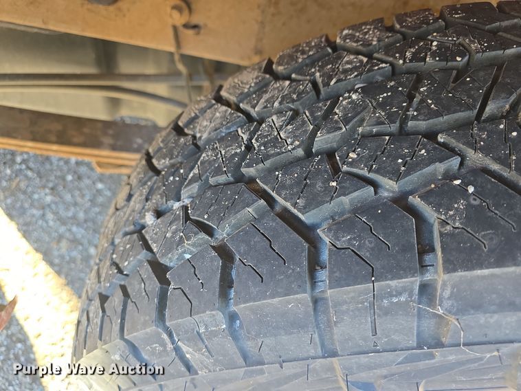 image for item DQ5306 2006 Chevrolet Silverado 1500 pickup truck