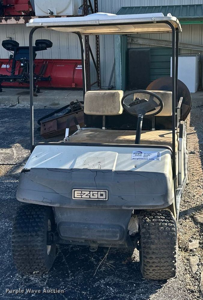 image for item DS3204 EZ-GO golf cart