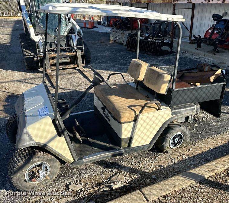 image for item DS3204 EZ-GO golf cart