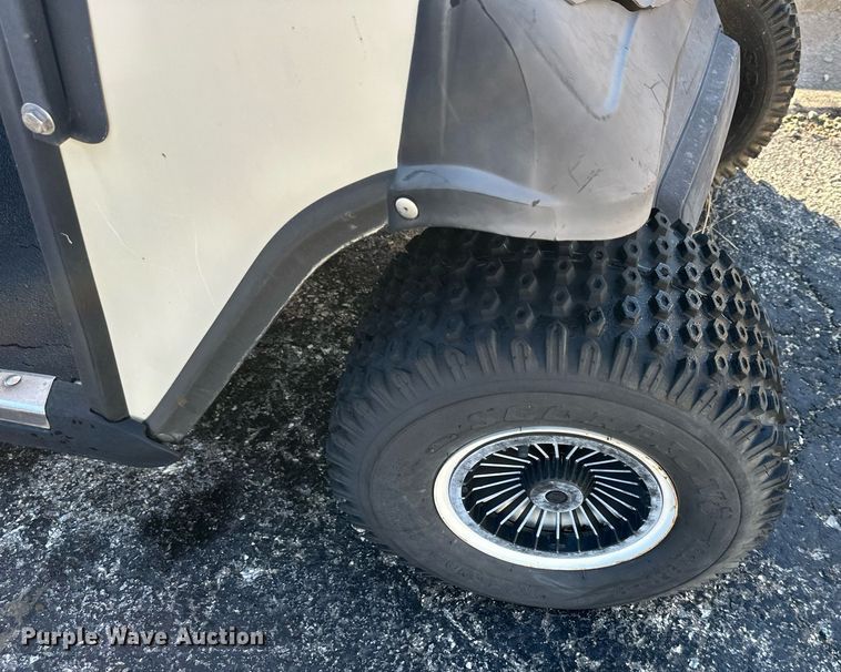 image for item DS3204 EZ-GO golf cart