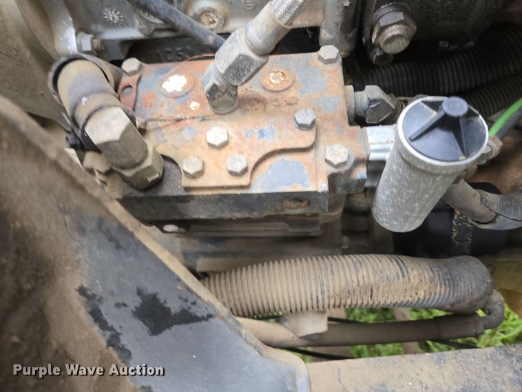 image for item DT5341 1995 Ford LN8000 water truck