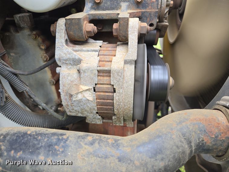 image for item DT5341 1995 Ford LN8000 water truck