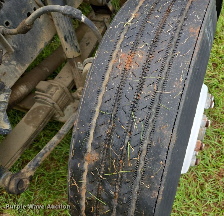 image for item DT5341 1995 Ford LN8000 water truck