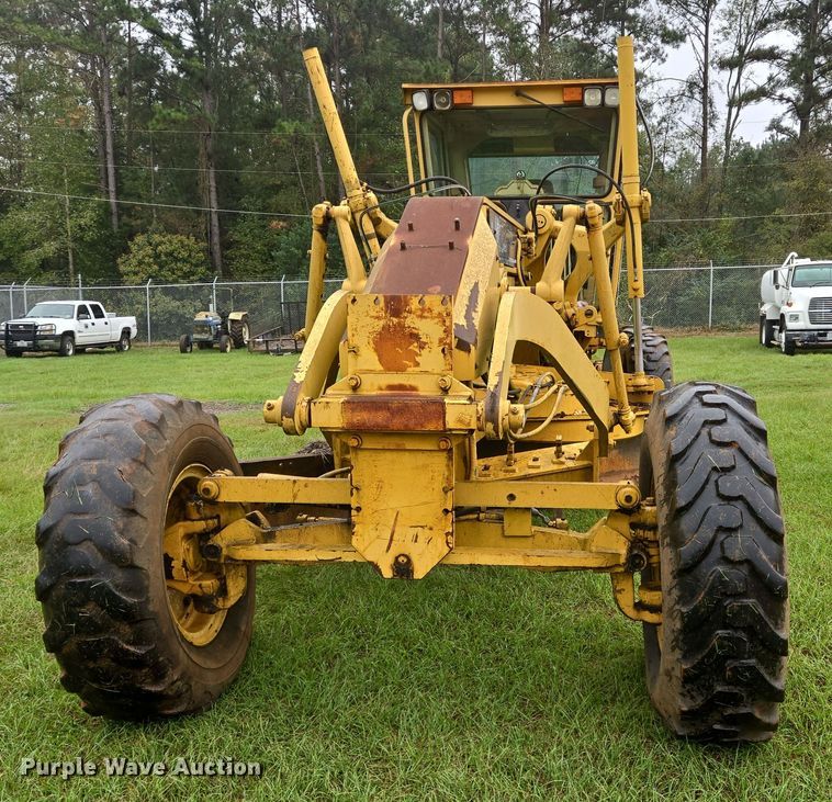 image for item DT5342 1998 Caterpillar 12H motor grader