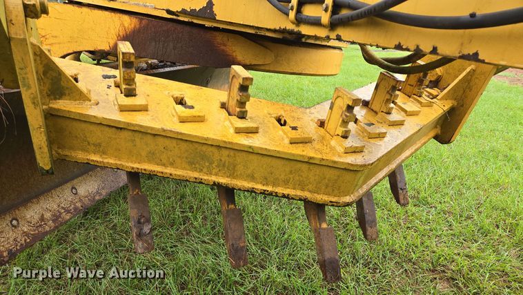 image for item DT5342 1998 Caterpillar 12H motor grader