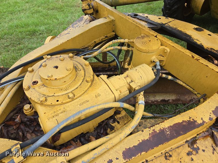 image for item DT5342 1998 Caterpillar 12H motor grader
