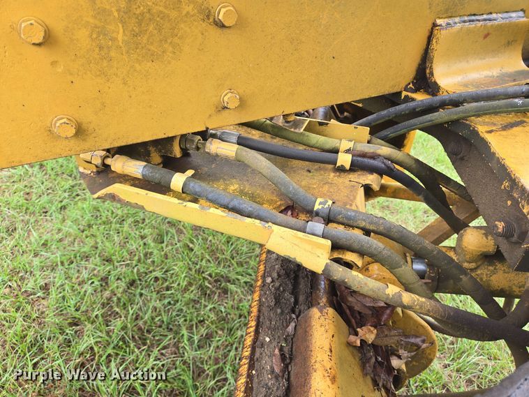 image for item DT5342 1998 Caterpillar 12H motor grader