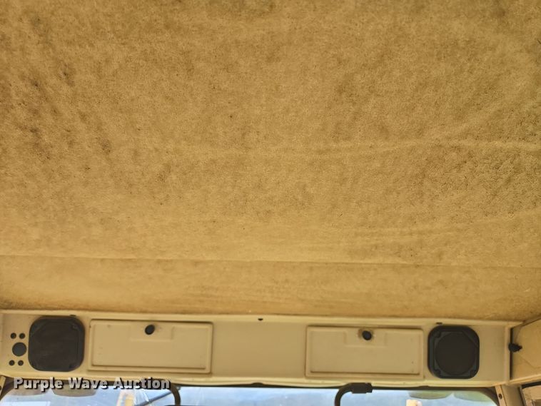 image for item DT5342 1998 Caterpillar 12H motor grader