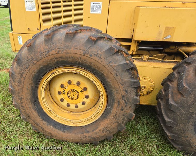 image for item DT5342 1998 Caterpillar 12H motor grader