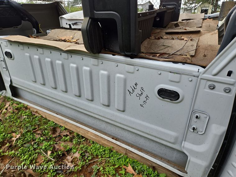 image for item DT5347 Truck bed