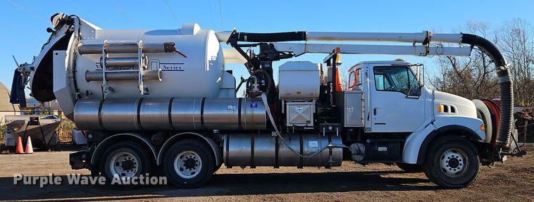 image for item DT7557 2003 Sterling sewer jetter truck