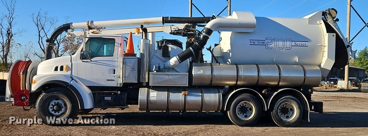 image for item DT7557 2003 Sterling sewer jetter truck