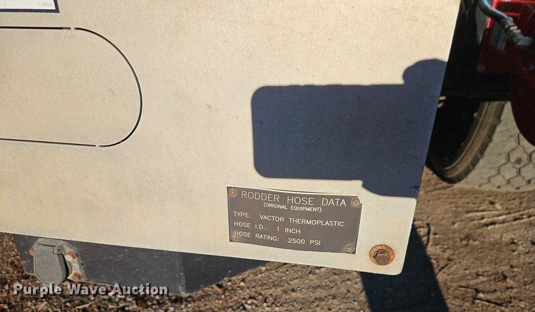 image for item DT7557 2003 Sterling sewer jetter truck