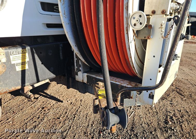 image for item DT7557 2003 Sterling sewer jetter truck