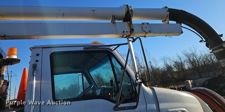 image for item DT7557 2003 Sterling sewer jetter truck