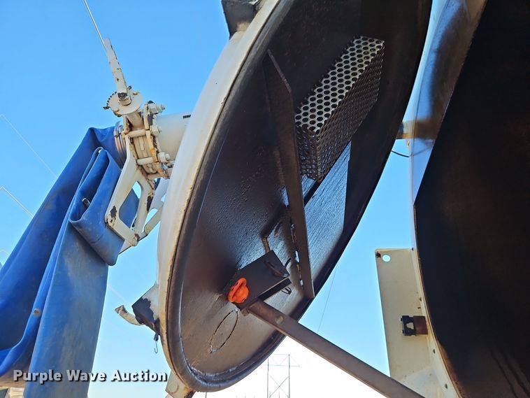 image for item DT7557 2003 Sterling sewer jetter truck