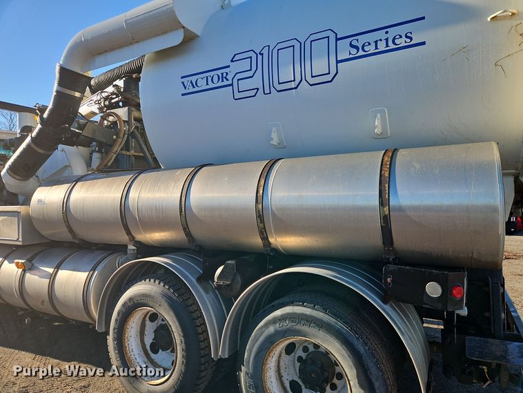 image for item DT7557 2003 Sterling sewer jetter truck