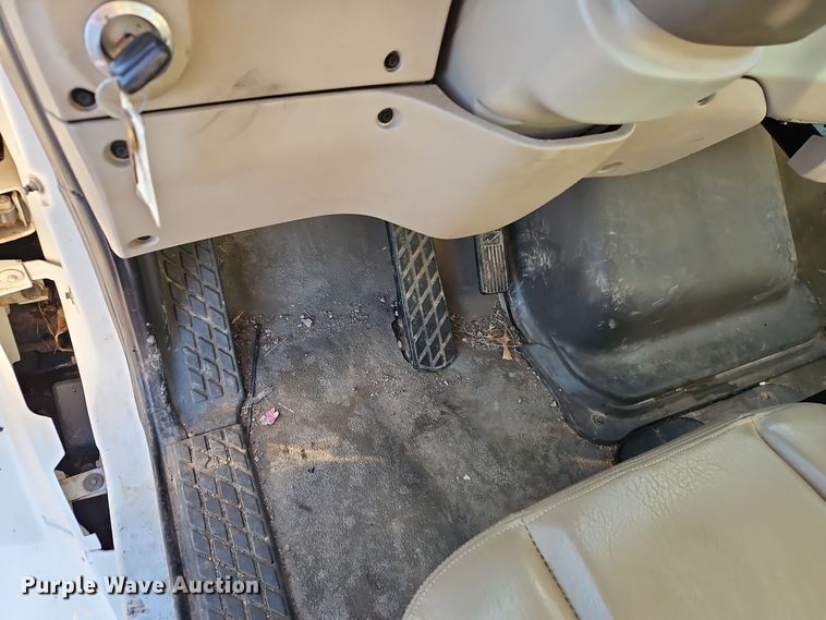 image for item DT7557 2003 Sterling sewer jetter truck