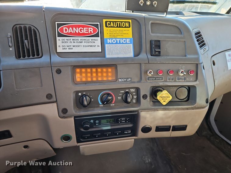 image for item DT7557 2003 Sterling sewer jetter truck