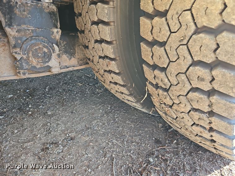 image for item DT7557 2003 Sterling sewer jetter truck