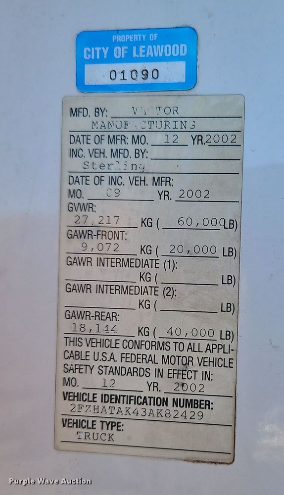 image for item DT7557 2003 Sterling sewer jetter truck