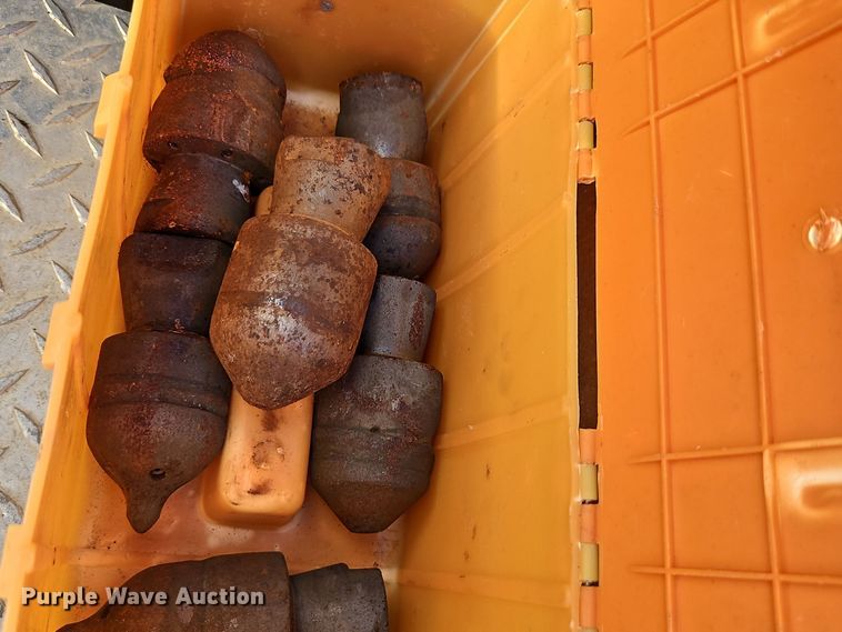 image for item DT7557 2003 Sterling sewer jetter truck