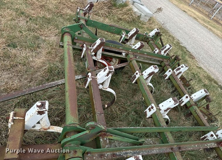 image for item DU9511 Glencoe field cultivator