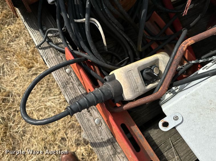 image for item DU9517 (2) silo unloaders