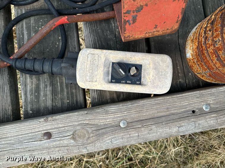 image for item DU9517 (2) silo unloaders