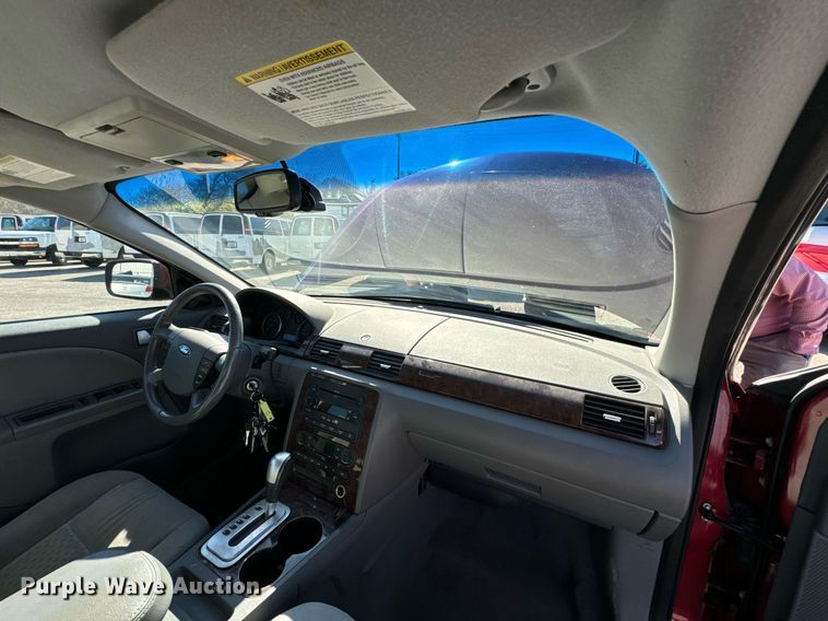 image for item DU9588 2007 Ford Five Hundred SEL 