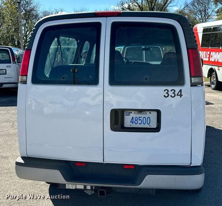 image for item DU9590 1999 Chevrolet Express 3500 van