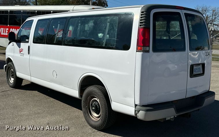 image for item DU9590 1999 Chevrolet Express 3500 van