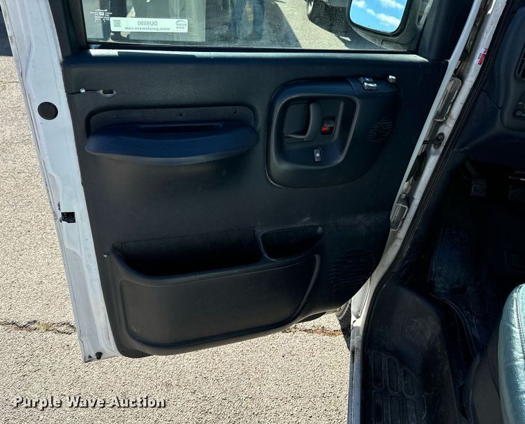 image for item DU9590 1999 Chevrolet Express 3500 van