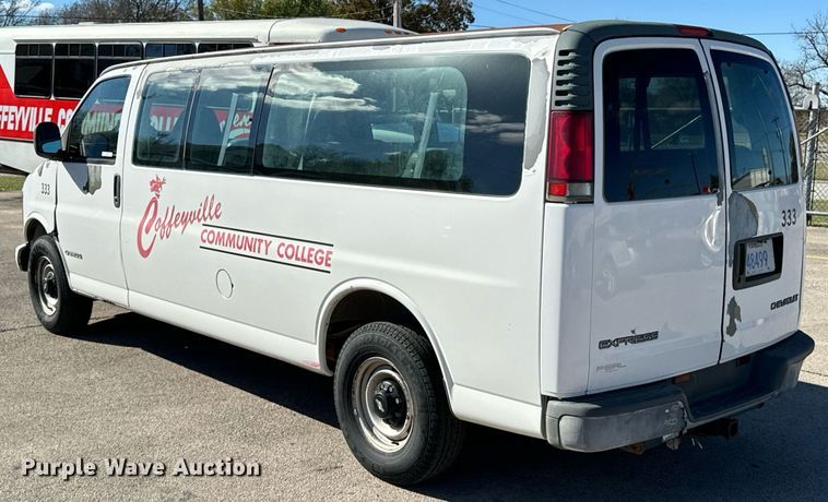 image for item DU9591 1999 Chevrolet Express 3500 van