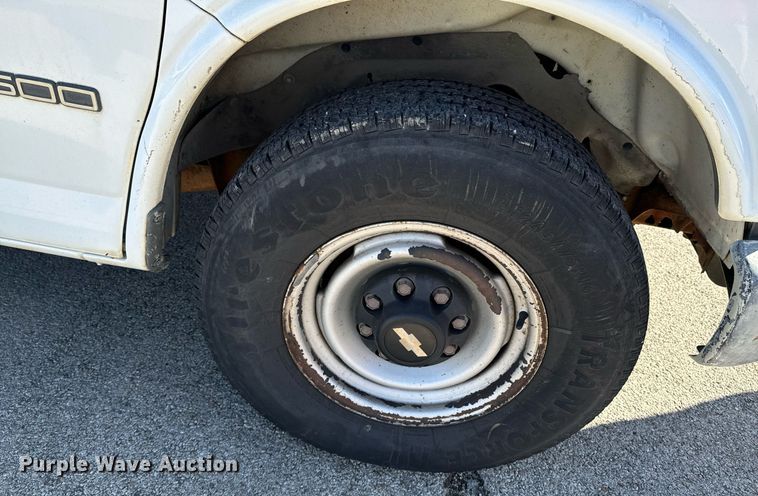 image for item DU9591 1999 Chevrolet Express 3500 van