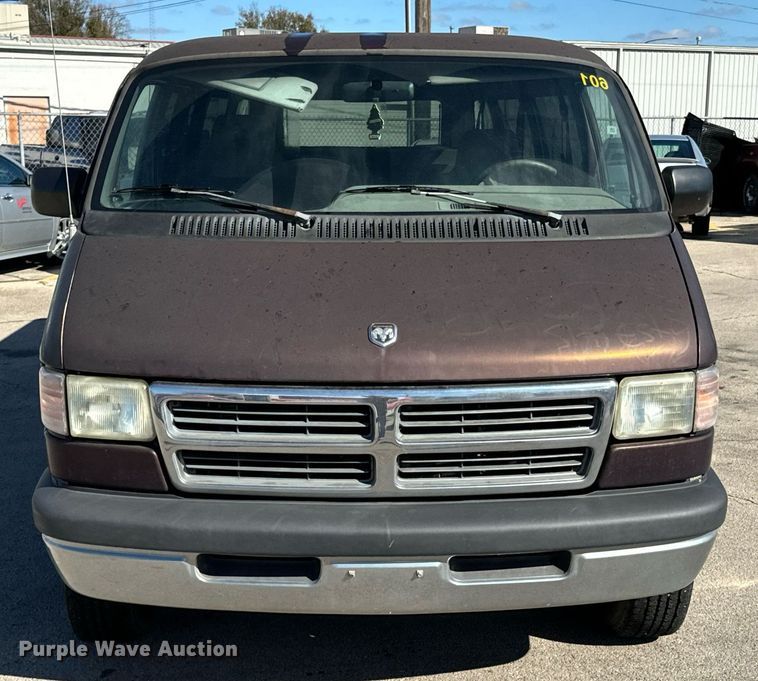 image for item DU9592 1995 Dodge Ram Wagon B3500 van
