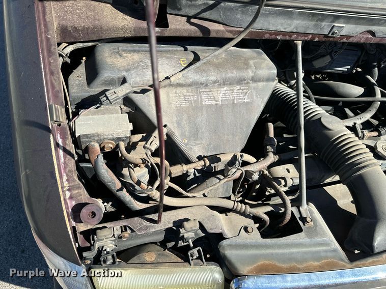 image for item DU9592 1995 Dodge Ram Wagon B3500 van