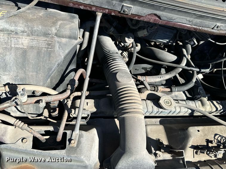 image for item DU9592 1995 Dodge Ram Wagon B3500 van