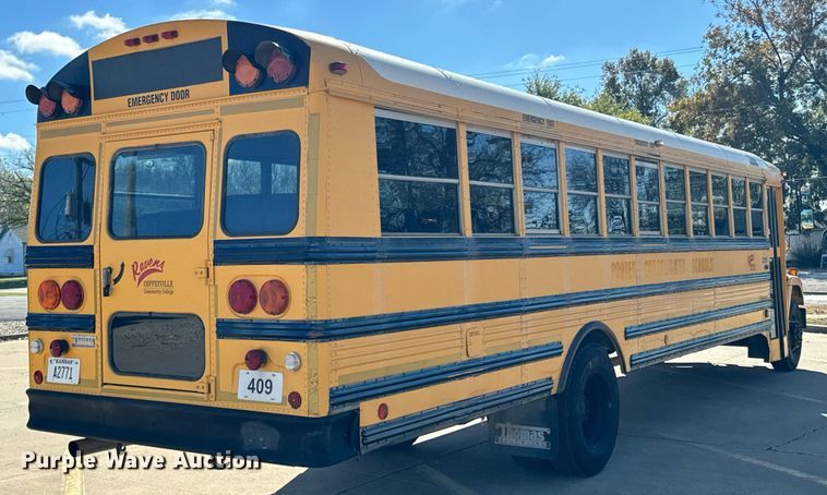 image for item DU9593 2004 Thomas school bus