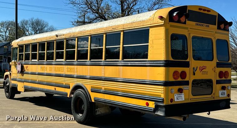 image for item DU9593 2004 Thomas school bus