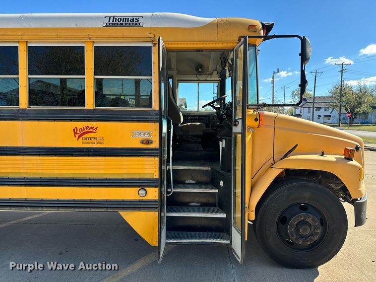 image for item DU9593 2004 Thomas school bus