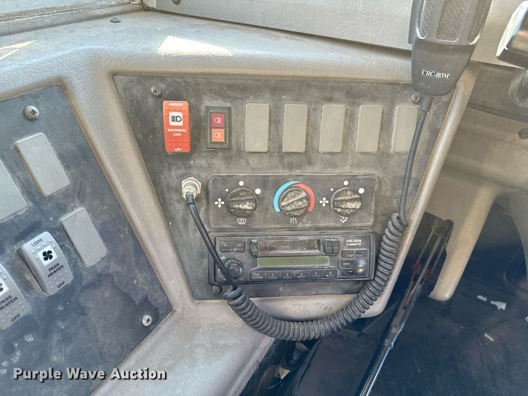 image for item DU9593 2004 Thomas school bus