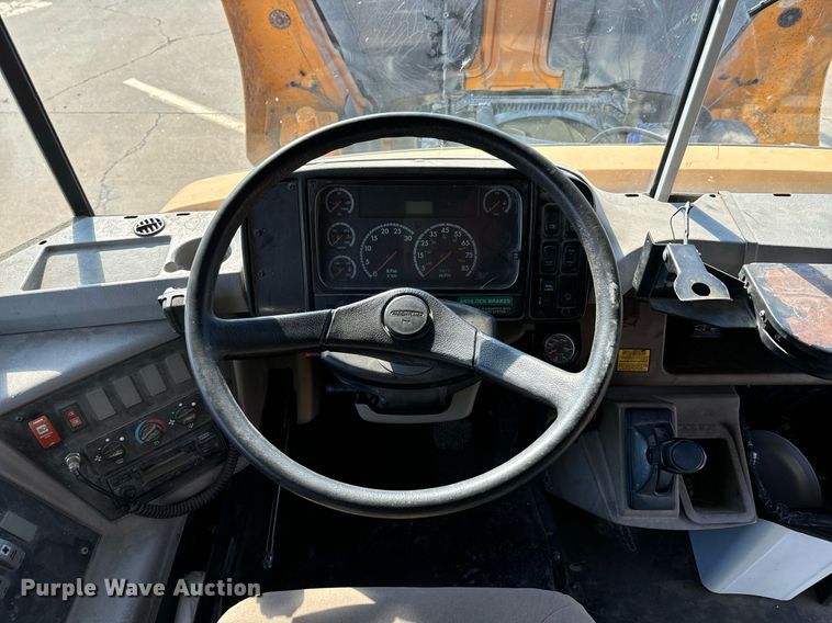 image for item DU9593 2004 Thomas school bus