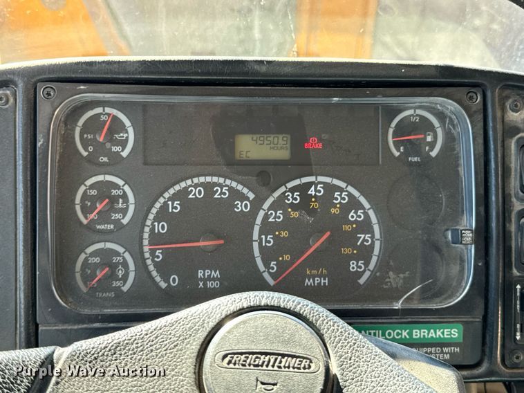 image for item DU9593 2004 Thomas school bus