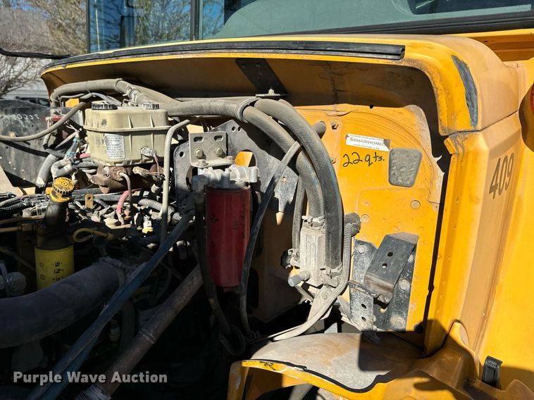 image for item DU9593 2004 Thomas school bus