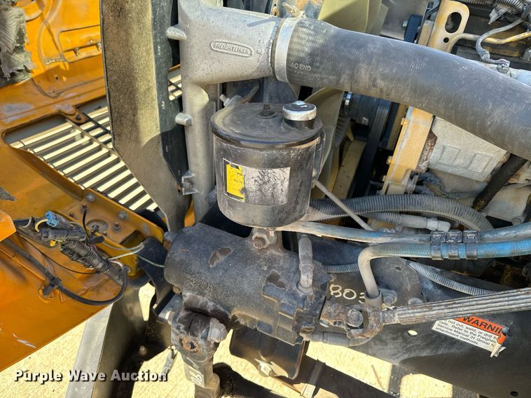 image for item DU9593 2004 Thomas school bus