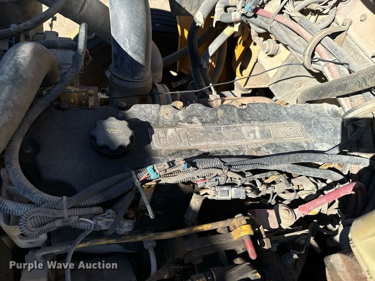 image for item DU9593 2004 Thomas school bus