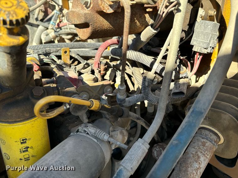 image for item DU9593 2004 Thomas school bus